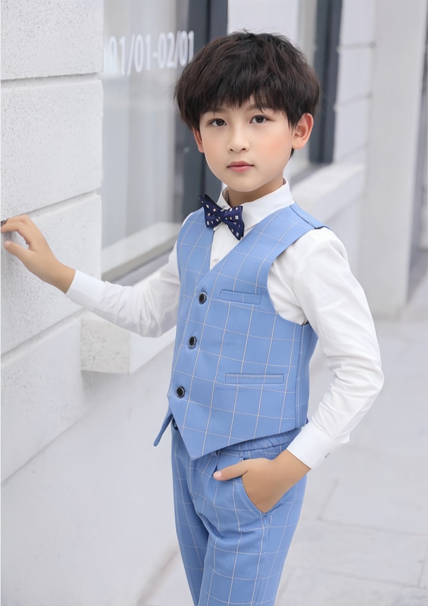 Boys' Suits 4PCs Vests Pants Shirts Bowtie Sets Child Tuxedos Outfits Suitable for Boys Aged 4-10 Years